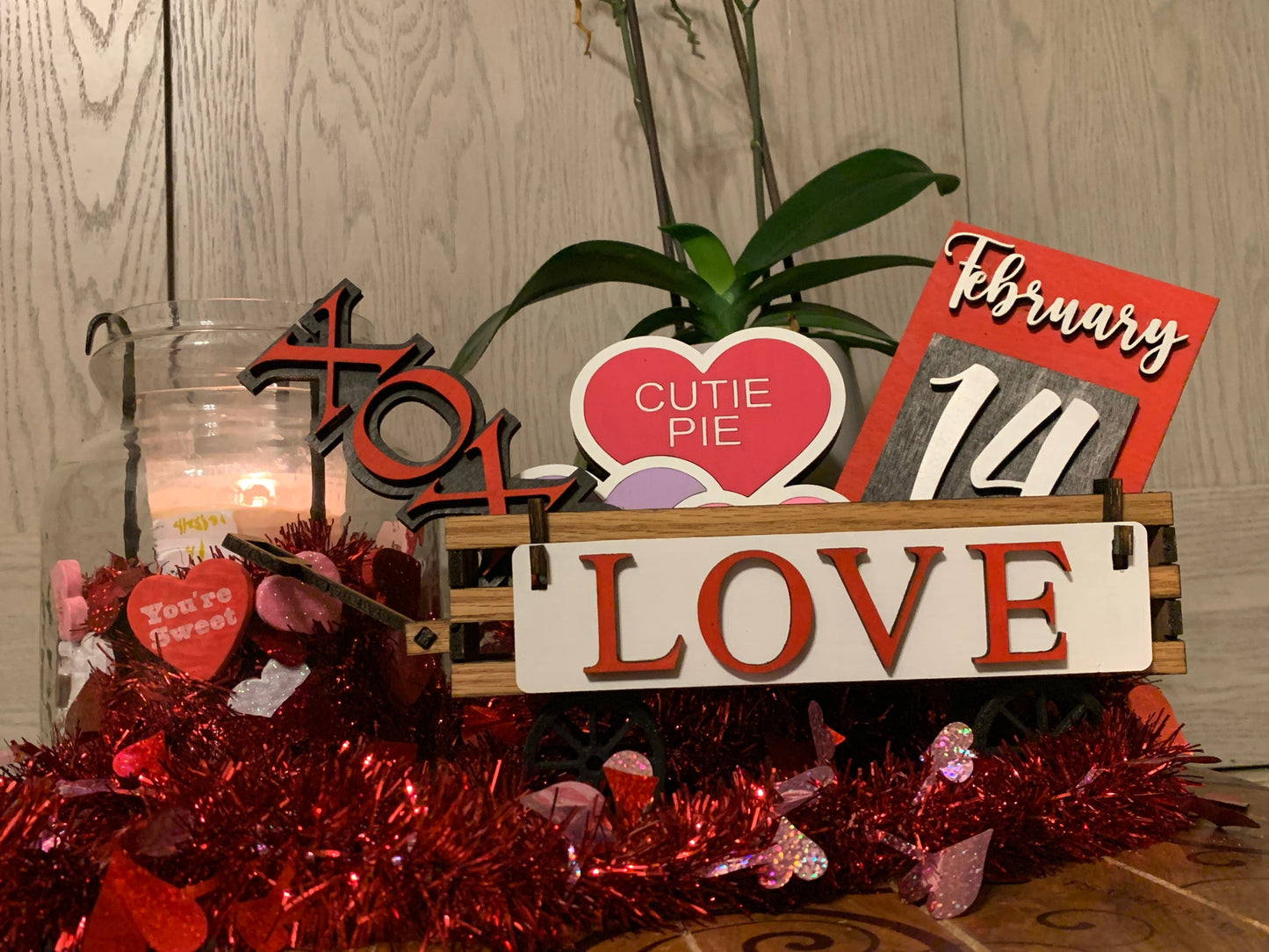 Valentine Interchangeable Wagon/Crate/Raised Shelf Sitter Insert